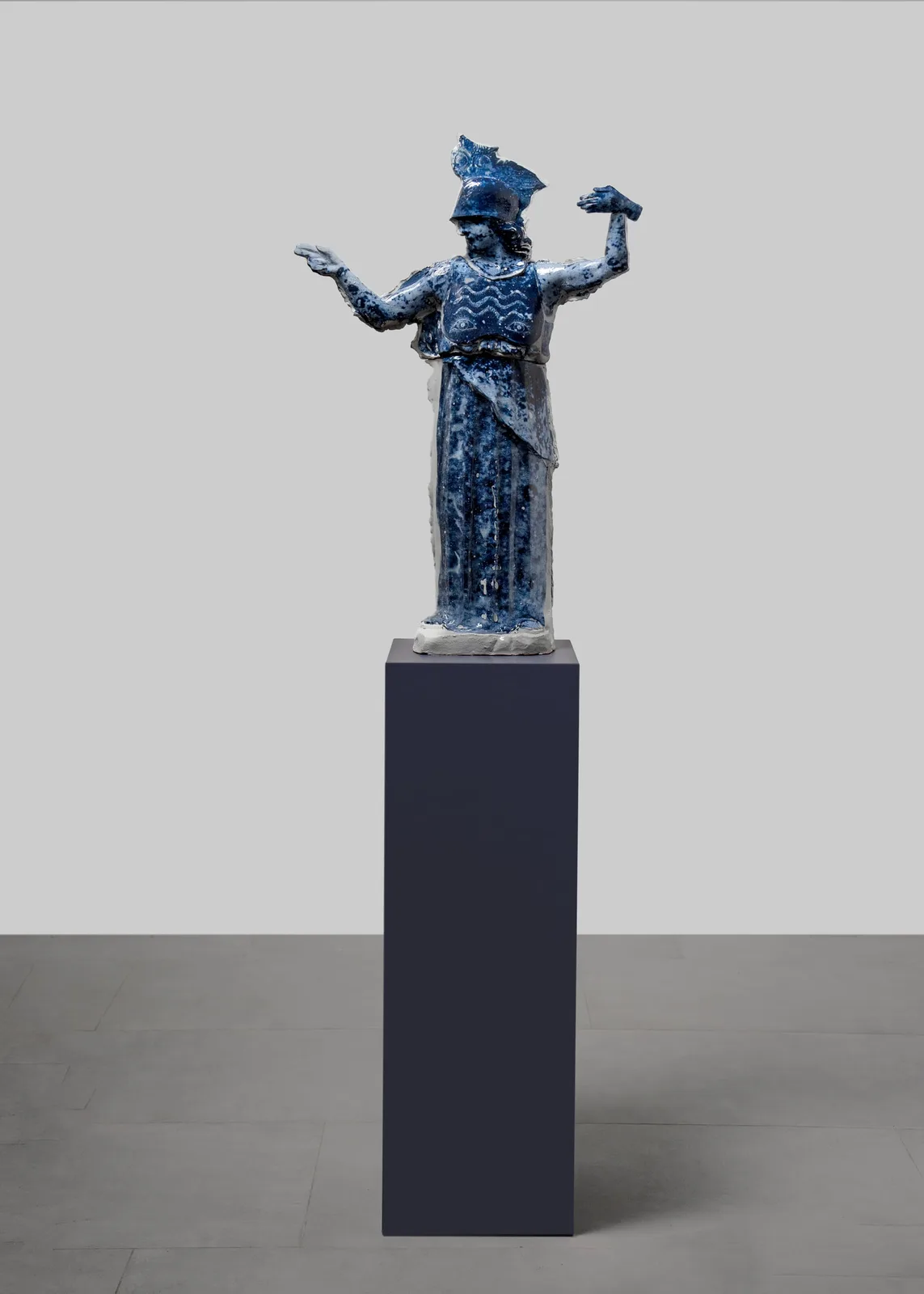 Daniele Franzella, Atena, 2023. Ceramic · 95 × 60 × 20 cm
