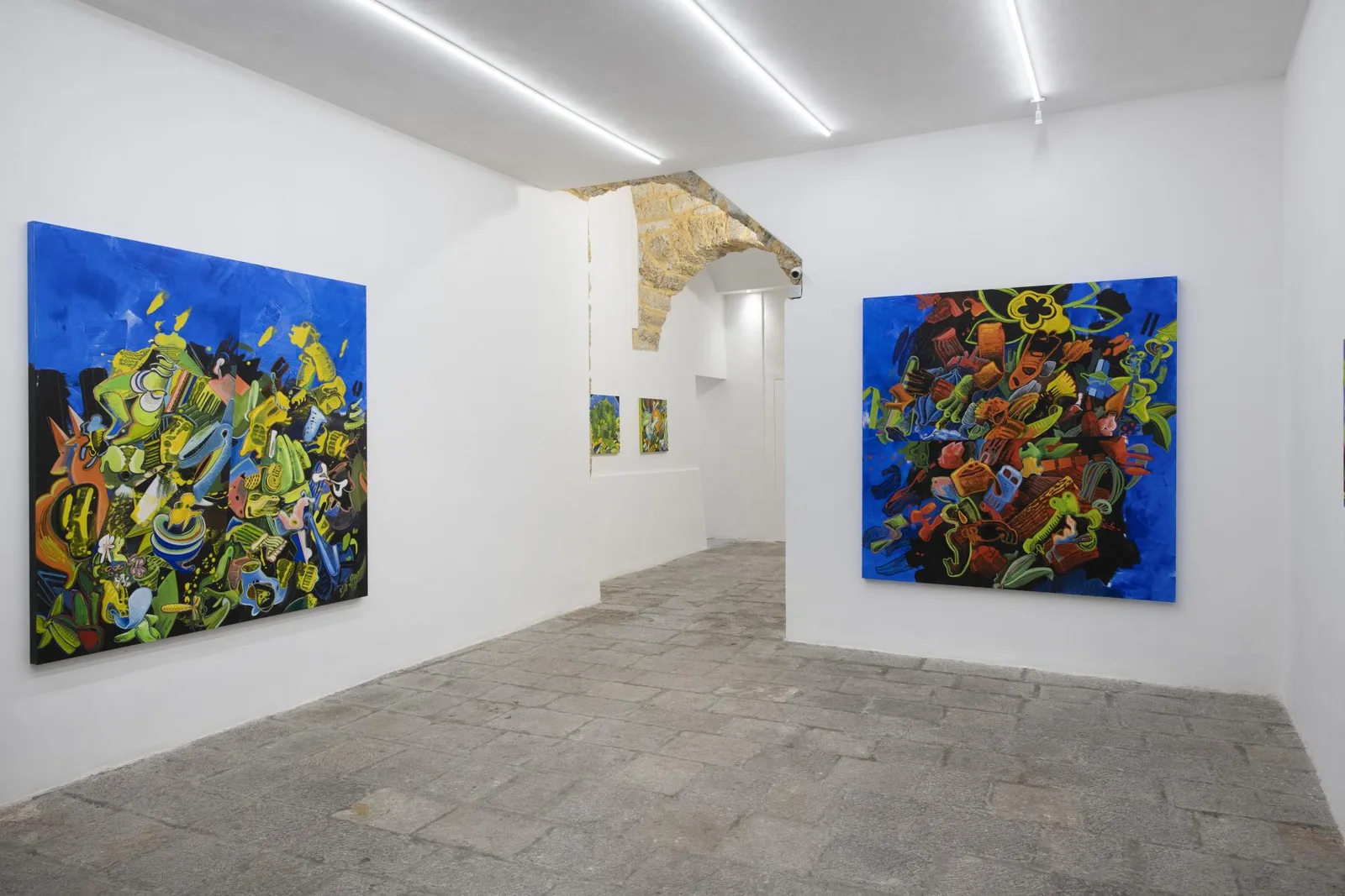 Folla. installation view 1 of 14