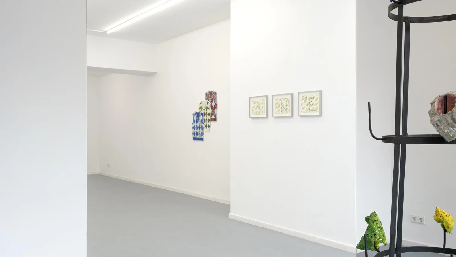LAGUNA. installation view 5 of 8