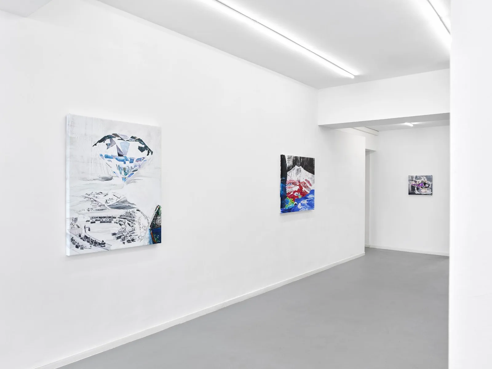 NUR NICHTS LAUES!. installation view 1 of 3