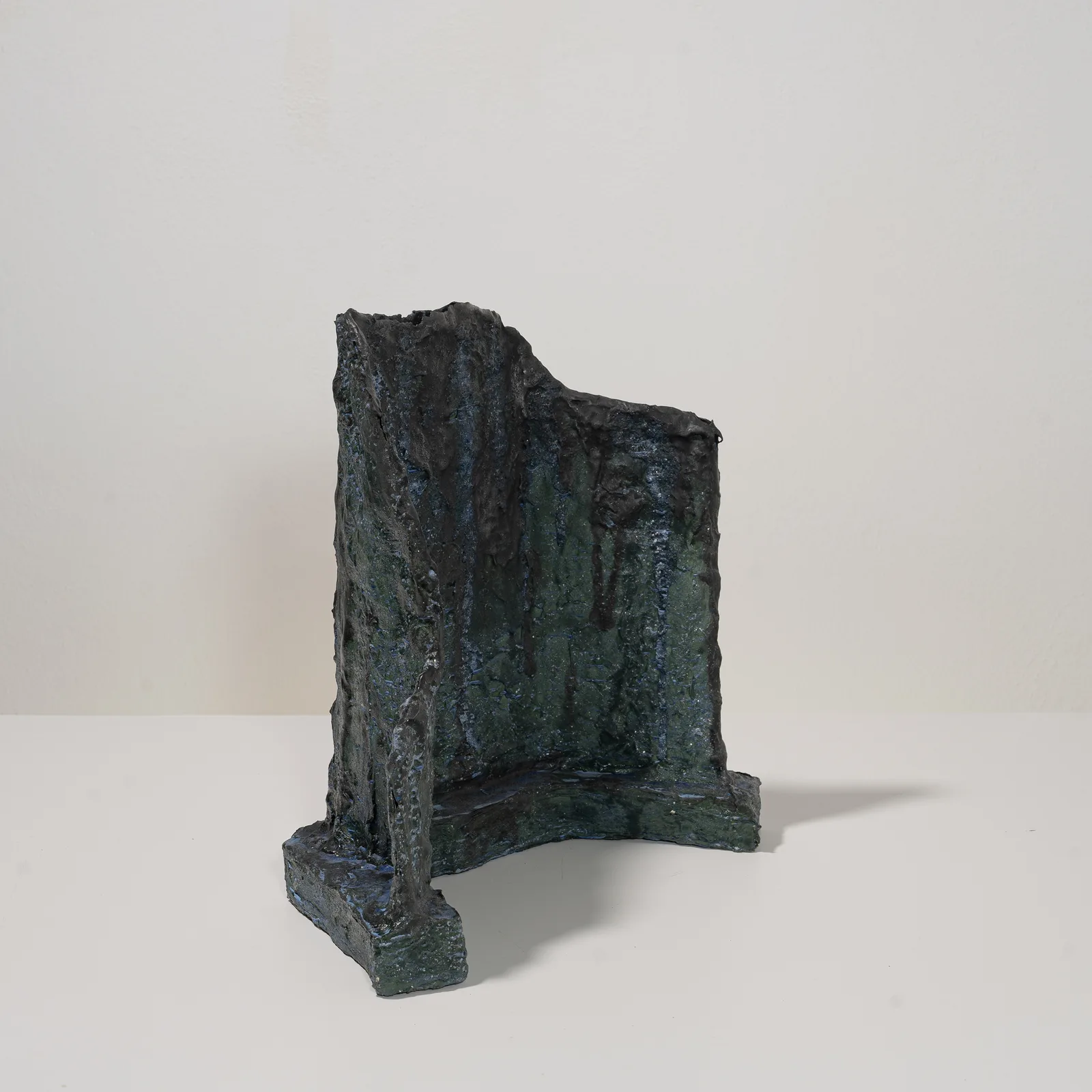 Francesca Polizzi, Elegia, 2026. Mixed clays, wool, glaze · 36 × 40 × 18 cm