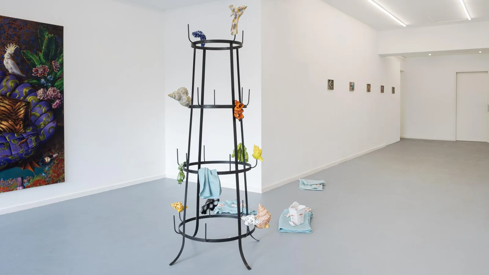 LAGUNA. installation view 4 of 8