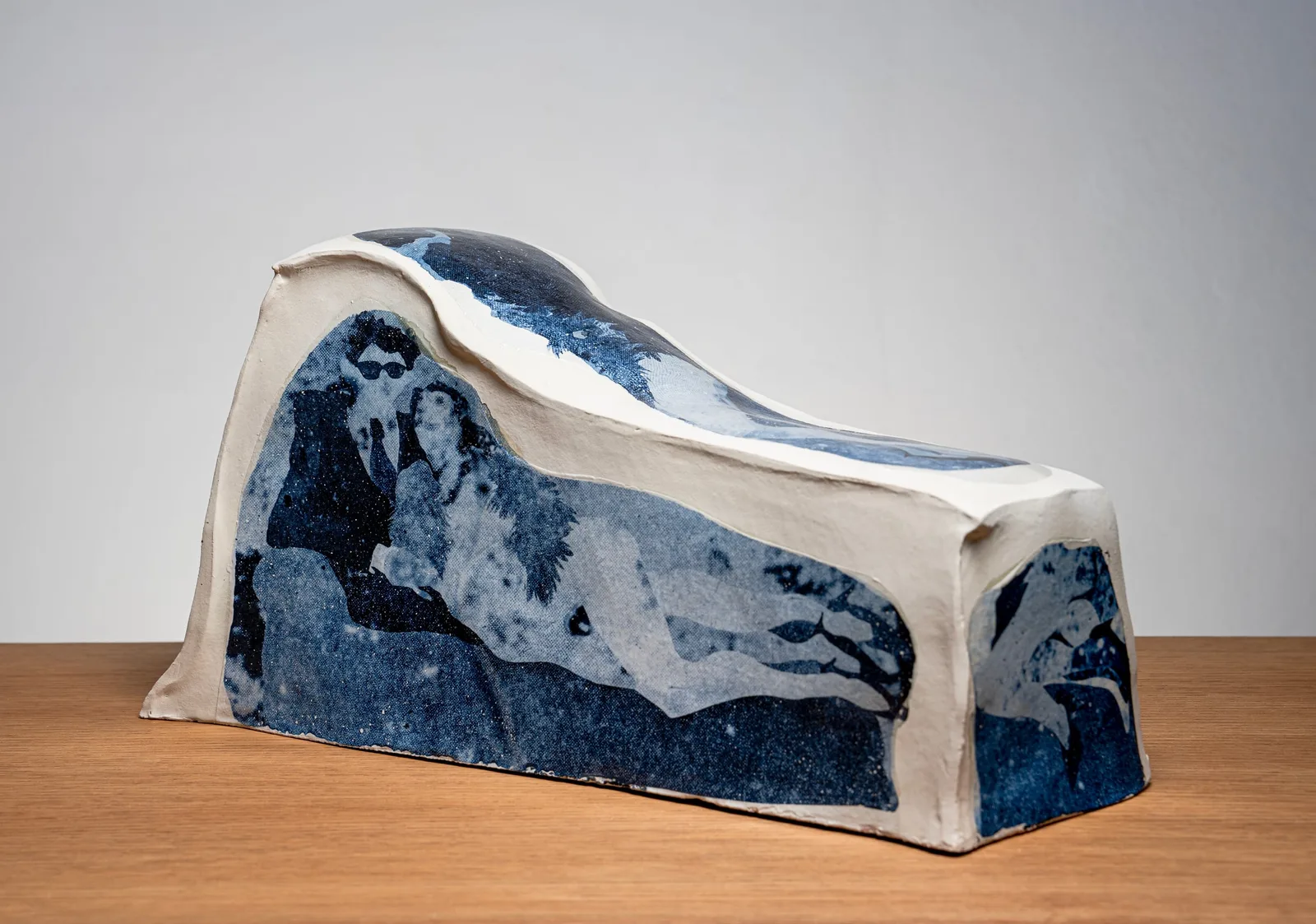 Daniele Franzella, Coniugi, 2023. Ceramic · 30 × 56 × 23 cm