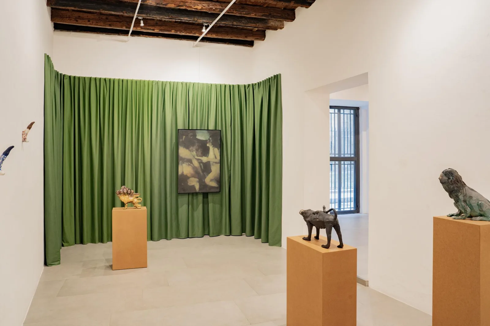 SANTI, SIRENE, BRIGANTI E BACCANALI. installation view 4 of 13