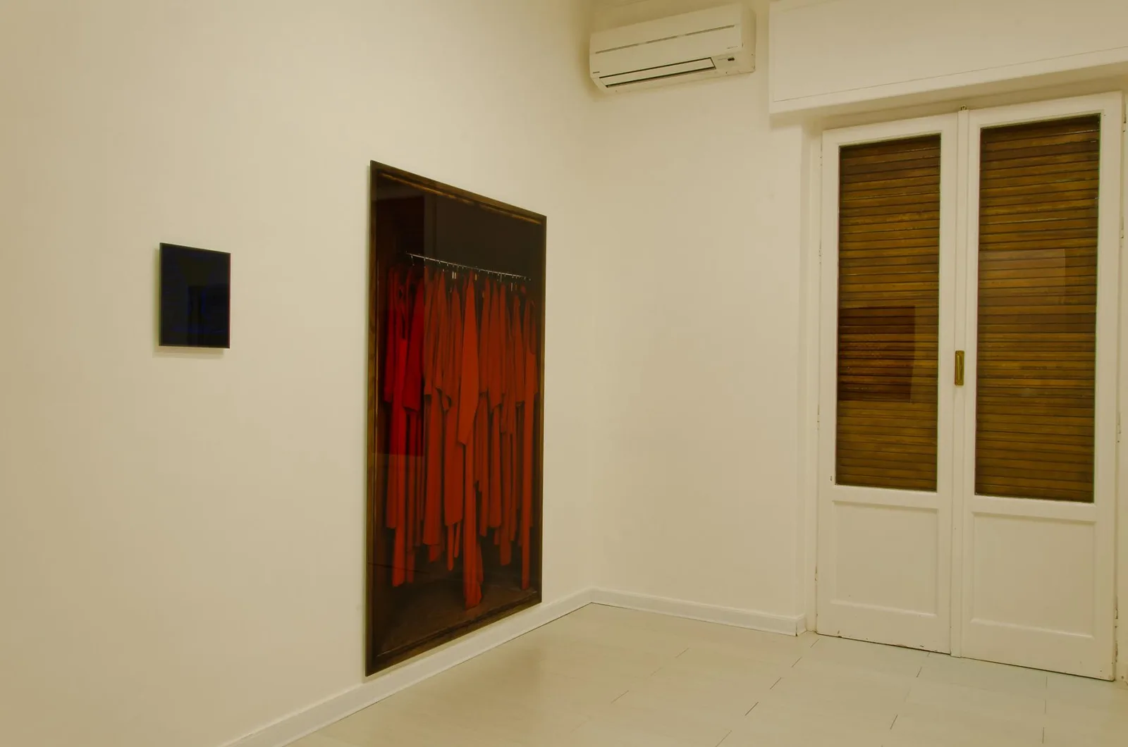 INTERIEUR. installation view 4 of 9