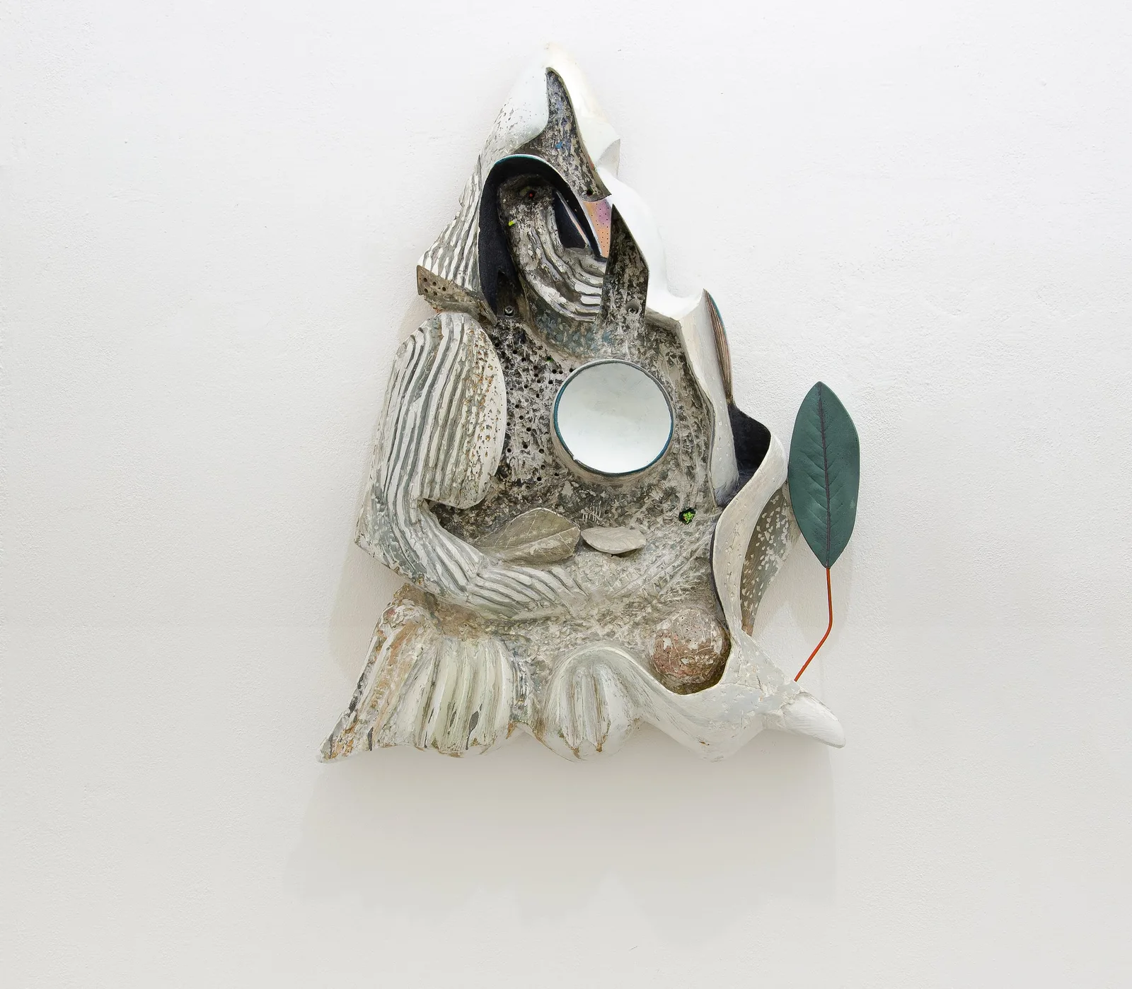 Mattia Barbieri, Medioevo 2000, 2022. Plaster, oil, gold leaf, iron · 85 × 63 × 15 cm